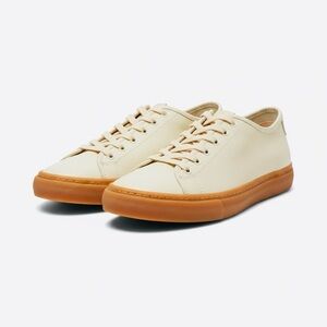 FRYE AND CO. Cream Sneakers with Brown Sole
